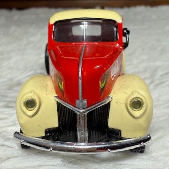Vintage Coca-Cola x Mattel Matchbox Metal Red Yellow 1940 Ford Pick Up Truck - Picture 4 of 14